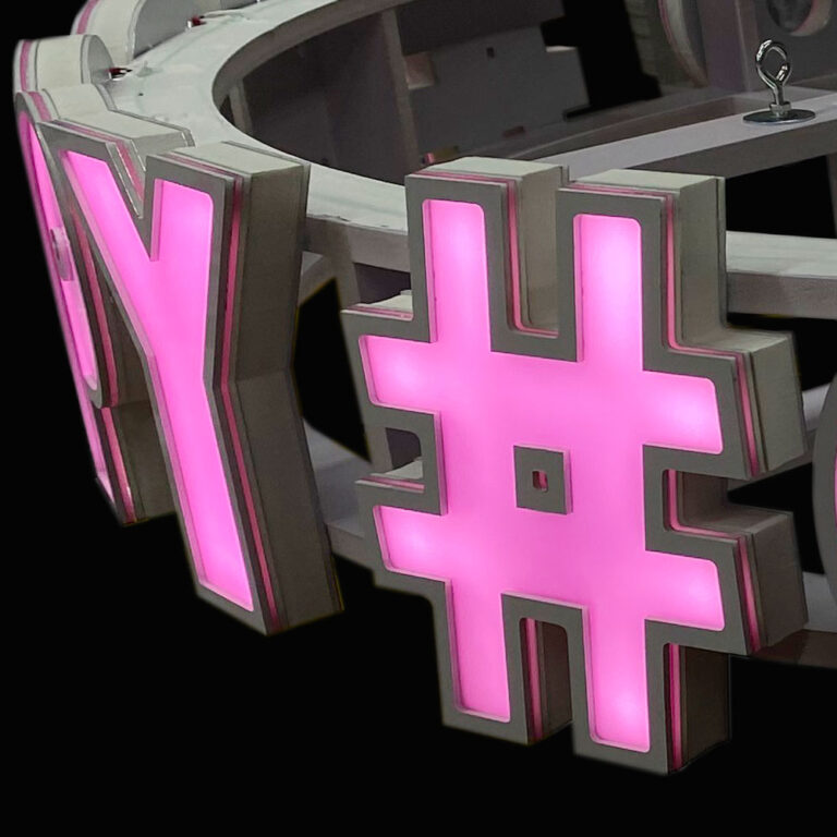 オーダーメイド看板 ドン・キホーテ様 屋内用LED正面発光文字看板 チャンネル文字 フォームライト 店舗屋内用軽量内照サイン 特注 オーダーメイド看板 05