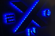 LED看板 ダイアモンドバック ロゴデザイン LED壁面看板 ファサードサイン LEDバックライト文字風看板 大型サイズ 02